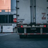 Brzdící kamion