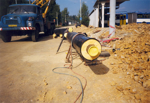 Předizolované potrubní systémy jsou snadnější na výstavbu a mají nižší provozní náklady